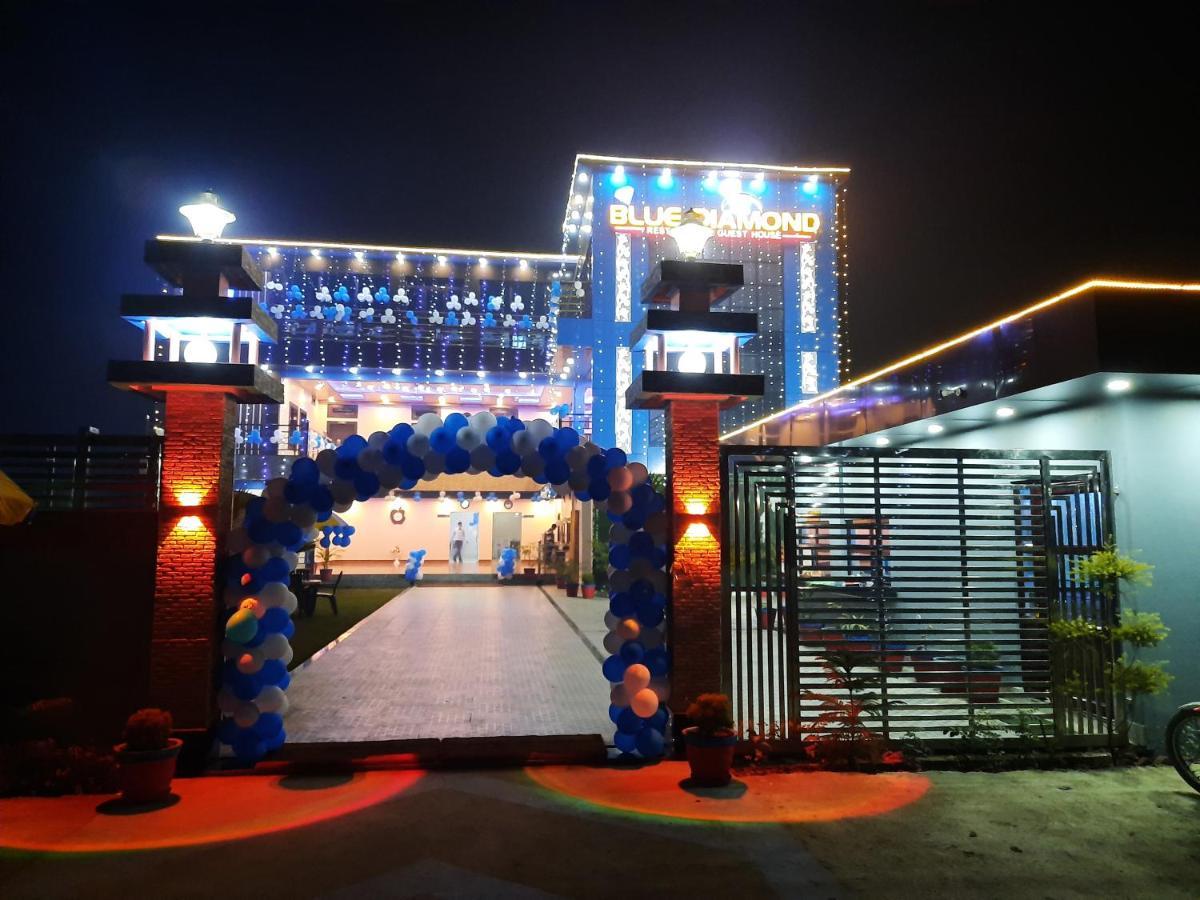 Hotel Blue Diamond Bahraich Exterior foto
